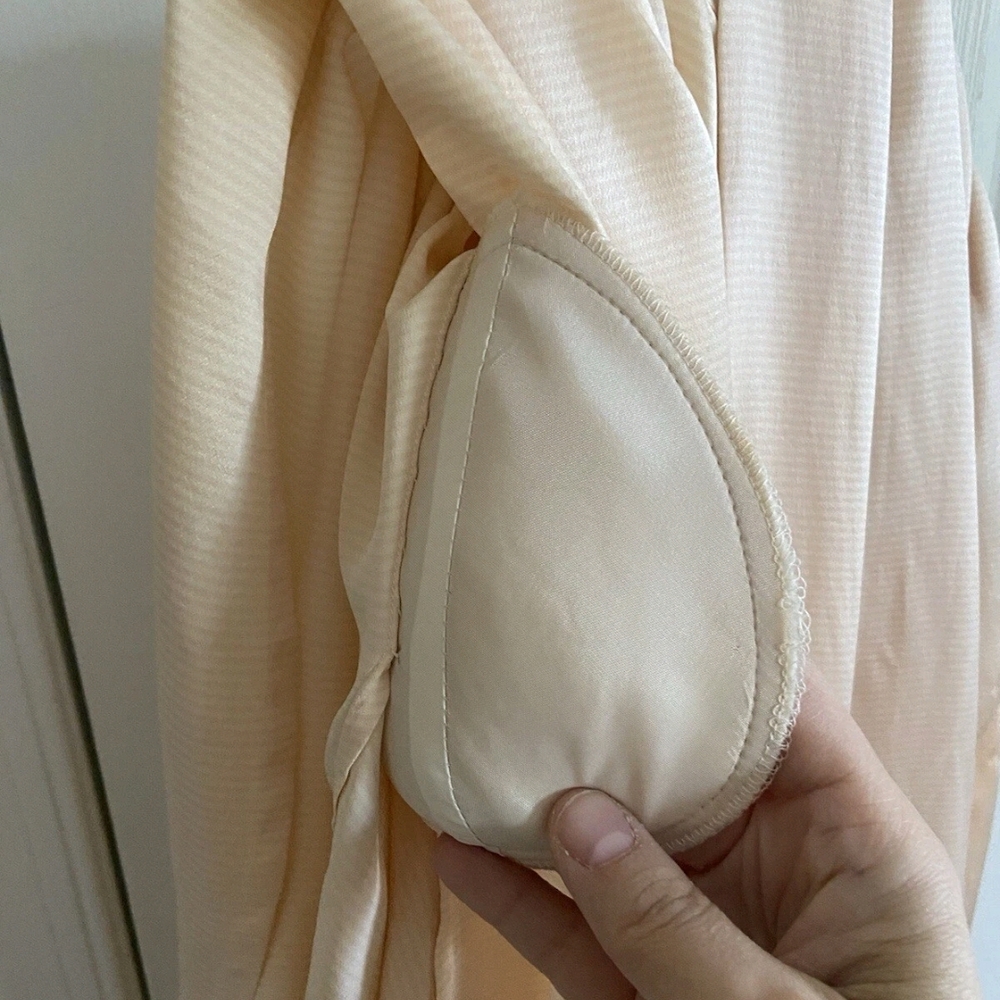 Linda Allard Ellen Tracy Silk Blouse Vintage Quiet Luxury Vintage 14 - Picture 7 of 13